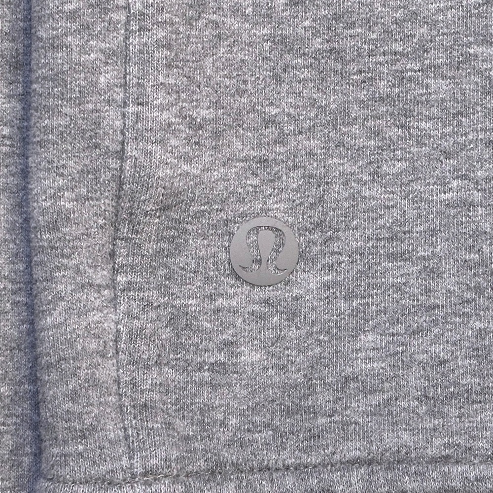 Lululemon Hoodie Womens‎ Medium Gray Fleece Pullover Kangaroo Pocket Soft - Picture 9 of 9